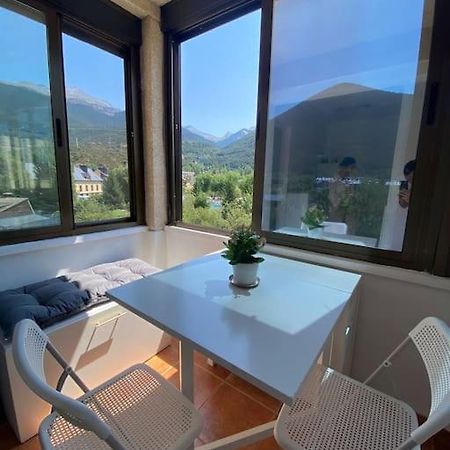 Amanecer En Collarada Apartment Villanúa Екстериор снимка